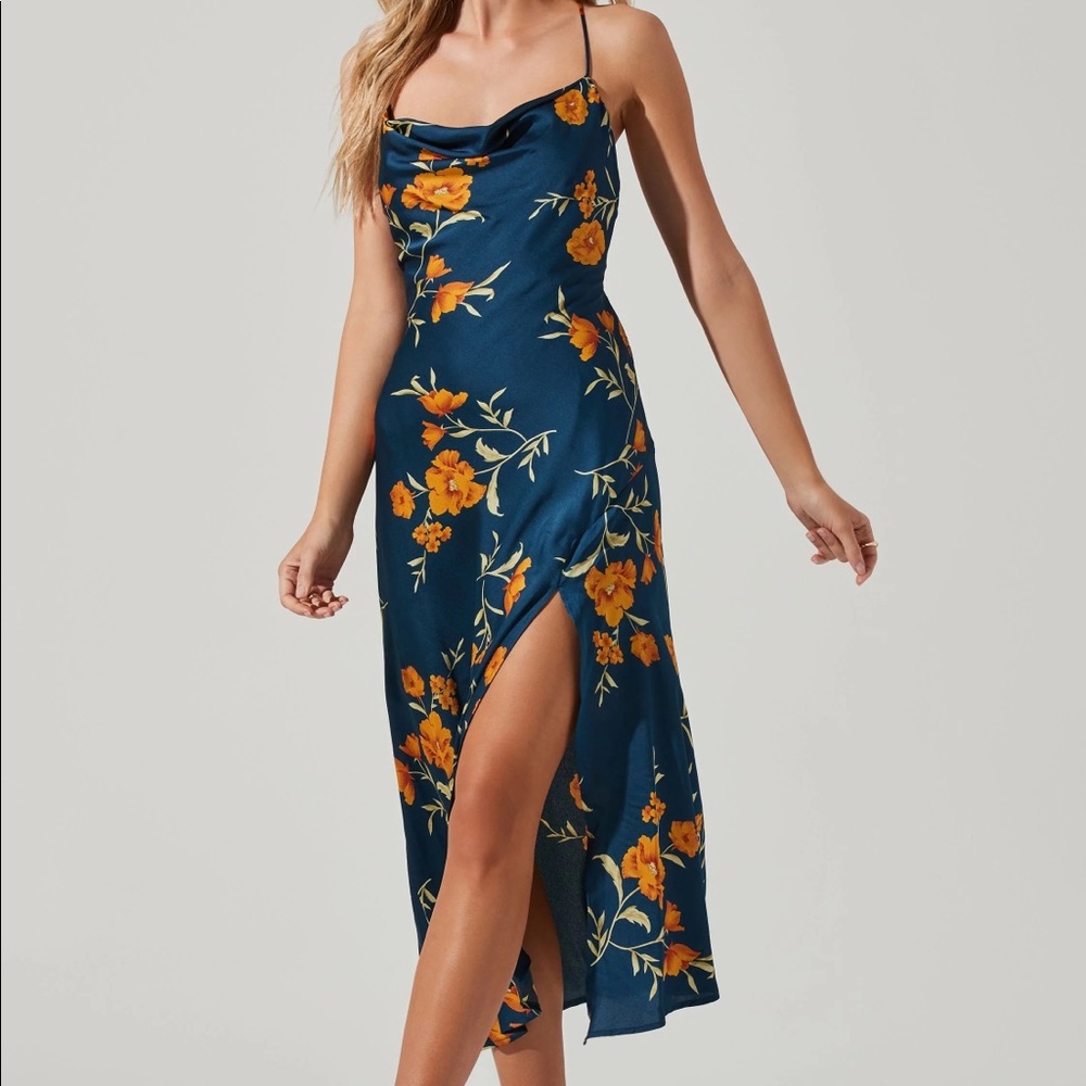 ASTR The Label like-new Gaia Dress